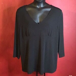 LIZ LANGE MATERNITY TOP SIZE 2X